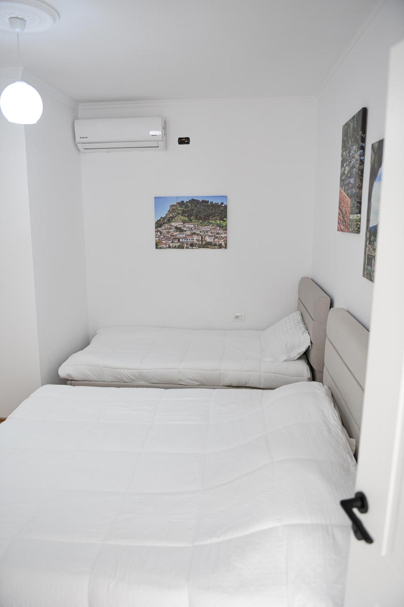 Hotel Villa Edis Μπεράτ Εξωτερικό φωτογραφία